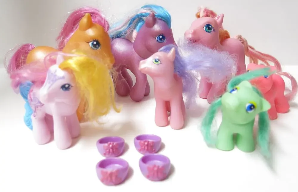 Vintage My Little Pony Bundle of 7 and Shoes Sparkleworks Luau Y2K Kids Toys